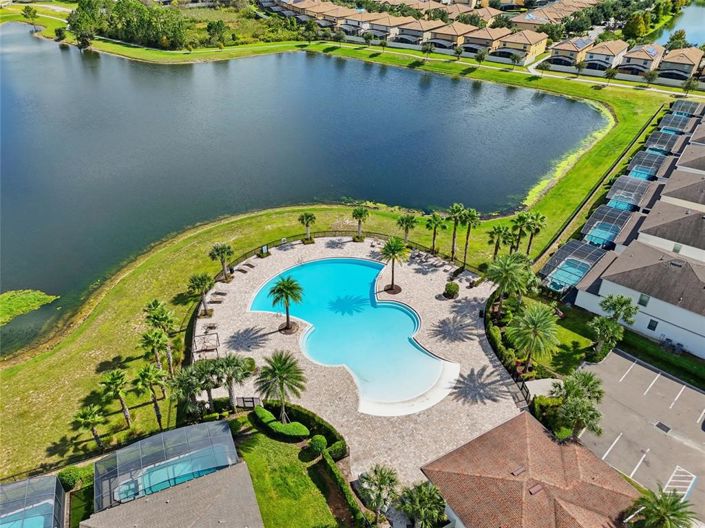 Image No.33-5 Bed Townhouse for sale