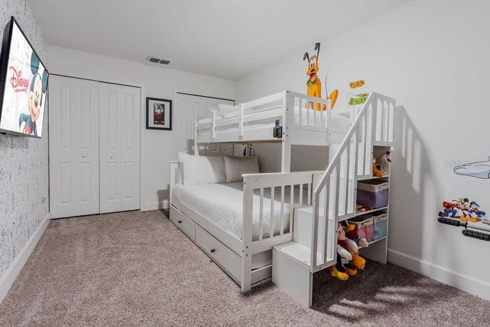 Image No.32-4 Bed Townhouse for sale