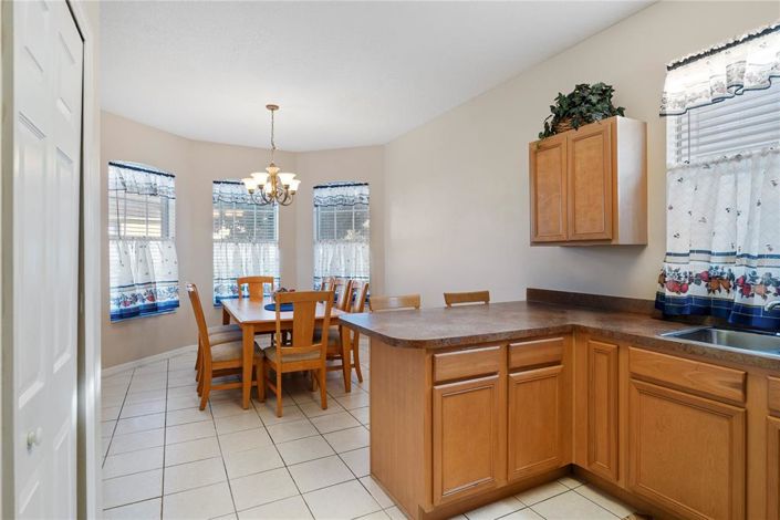 Image No.6-4 Bed Property for sale