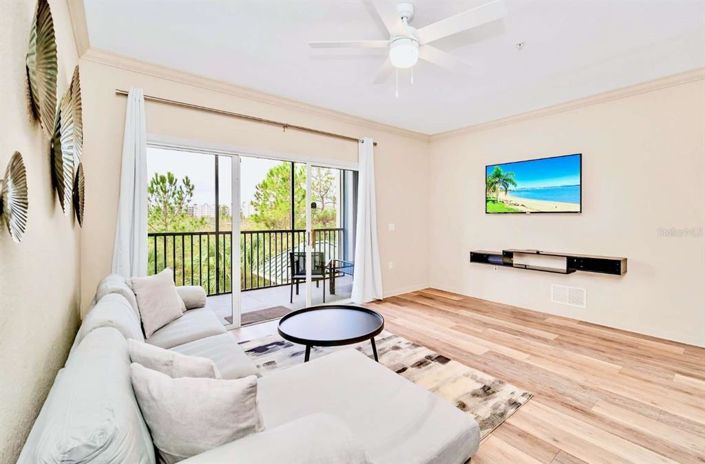 Image No.10-2 Bed Property for sale