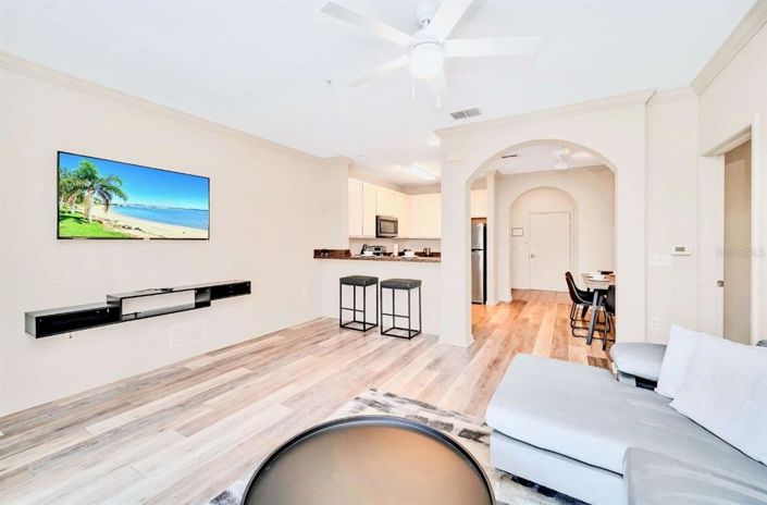 Image No.9-2 Bed Property for sale