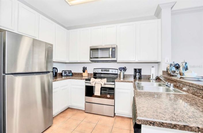 Image No.3-3 Bed Property for sale