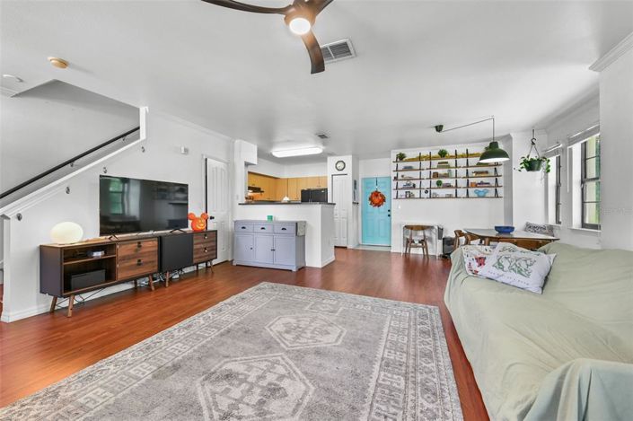 Image No.13-3 Bed Property for sale