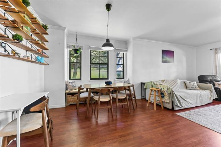 Image No.21-3 Bed Property for sale