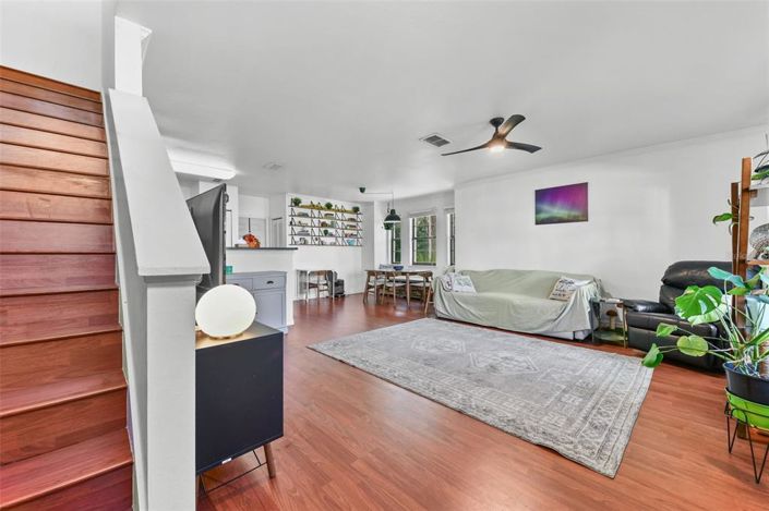 Image No.25-3 Bed Property for sale