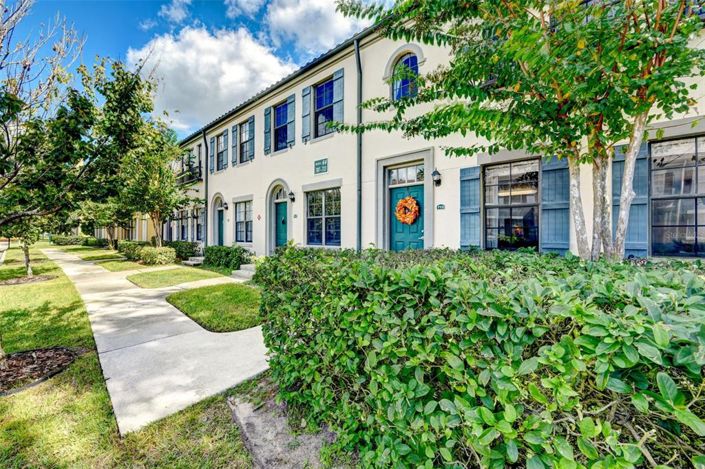 Image No.9-3 Bed Property for sale