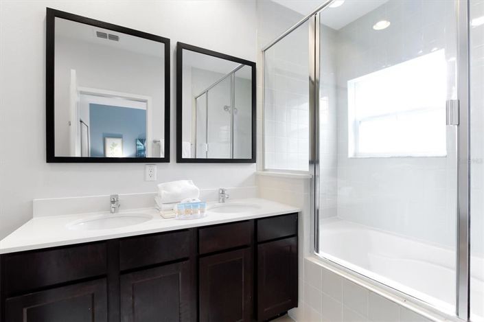 Image No.22-2 Bed Townhouse for sale