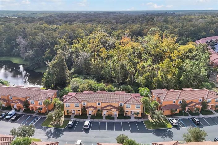 Image No.32-2 Bed Townhouse for sale