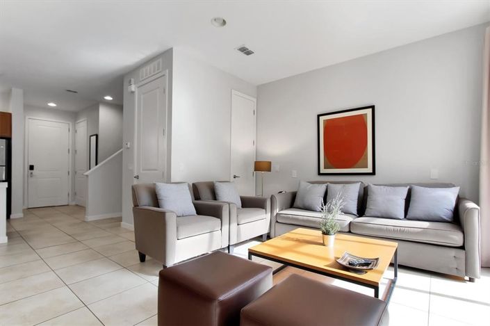 Image No.4-2 Bed Townhouse for sale