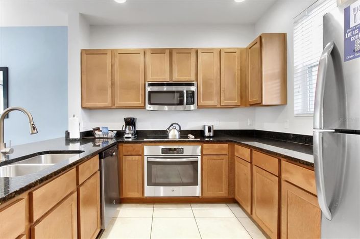 Image No.8-2 Bed Townhouse for sale