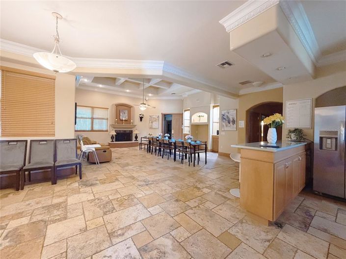 Image No.40-5 Bed Property for sale