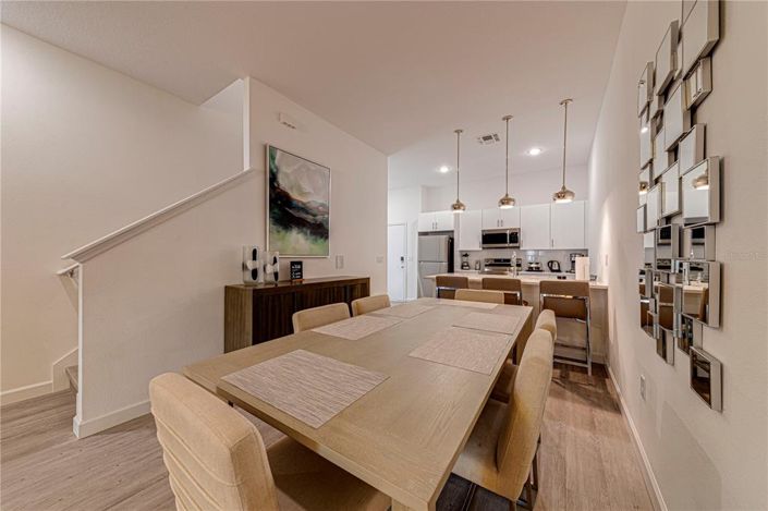 Image No.20-5 Bed Townhouse for sale