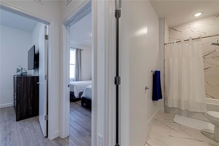 Image No.34-5 Bed Townhouse for sale