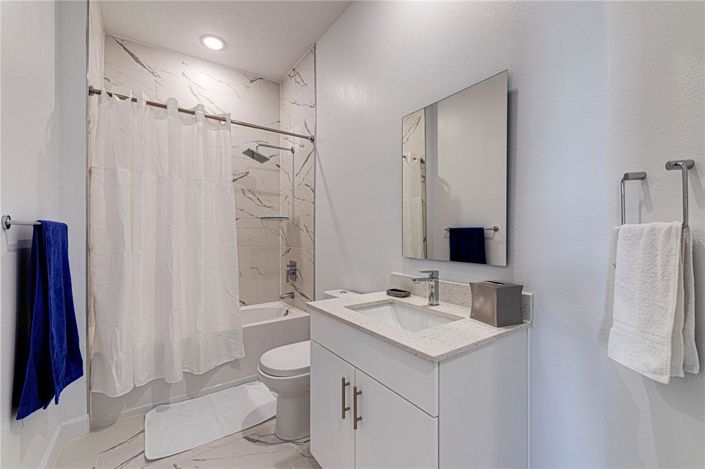 Image No.35-5 Bed Townhouse for sale