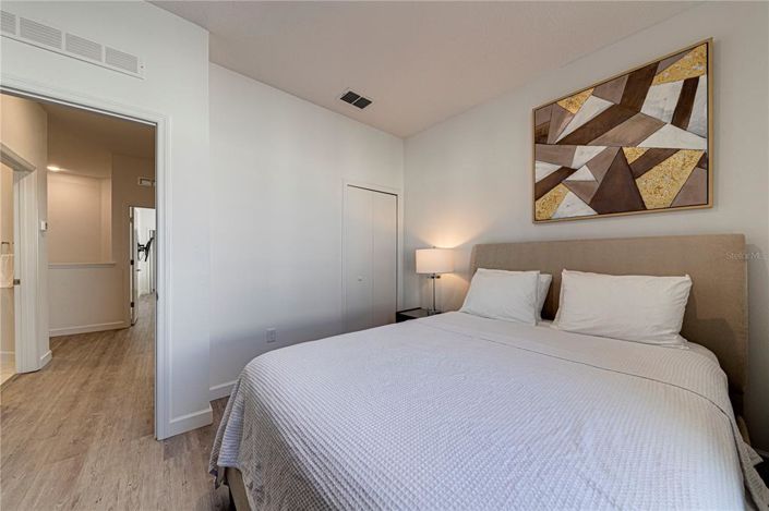 Image No.39-5 Bed Townhouse for sale