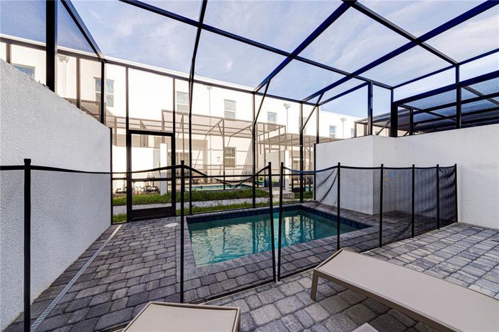 Image No.4-5 Bed Townhouse for sale