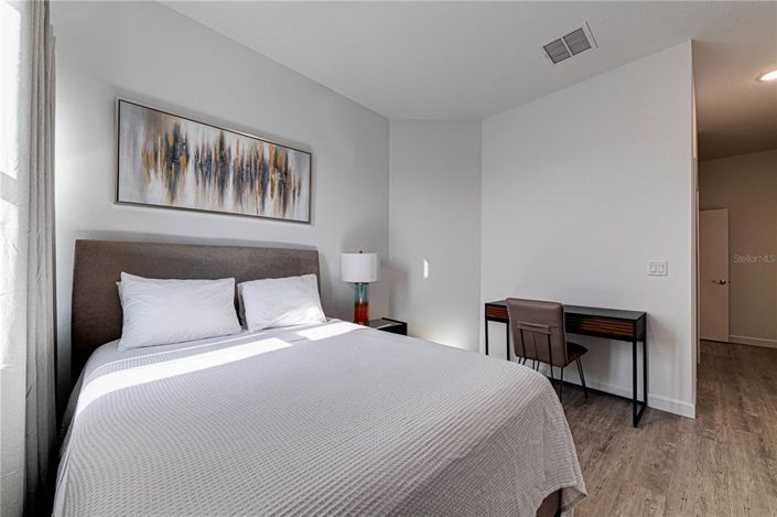 Image No.49-5 Bed Townhouse for sale