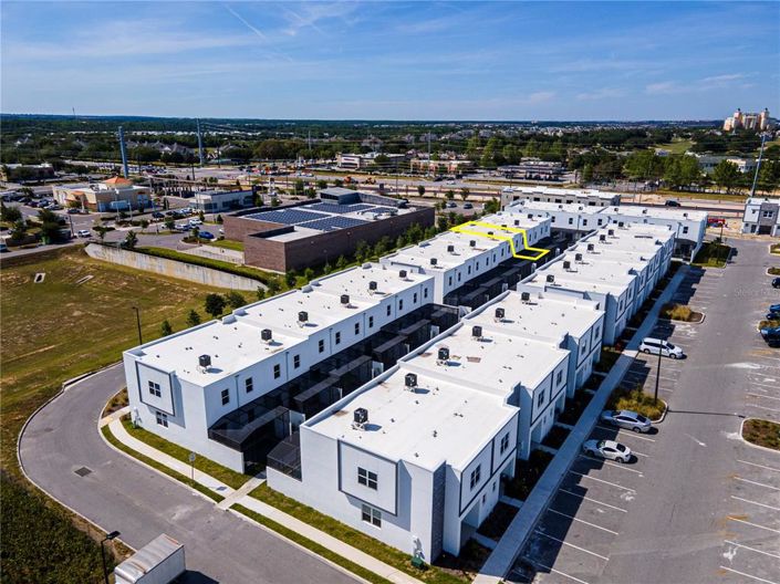 Image No.51-5 Bed Townhouse for sale