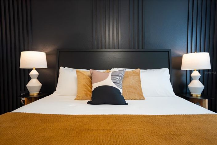 Image No.25-5 Bed Property for sale