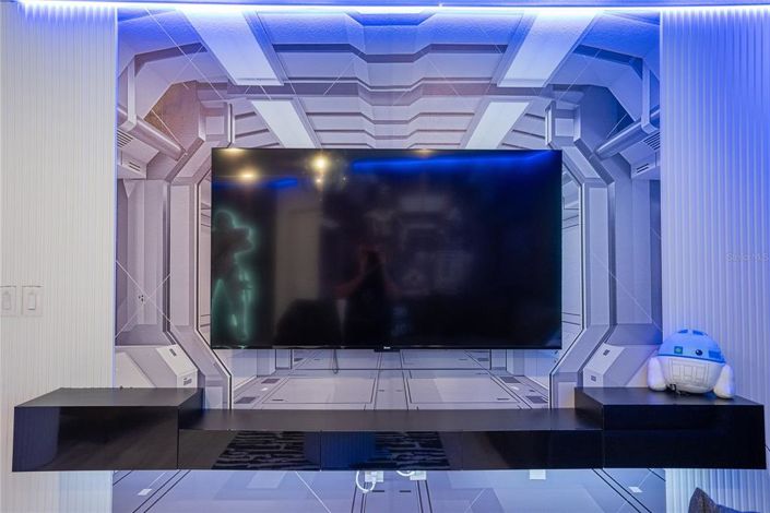 Image No.34-5 Bed Property for sale