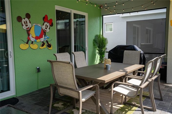 Image No.65-5 Bed Property for sale