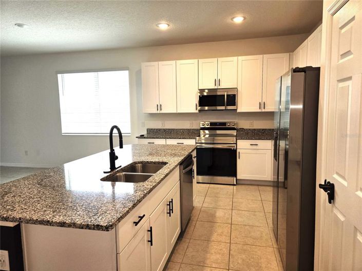 Image No.16-3 Bed Property for sale