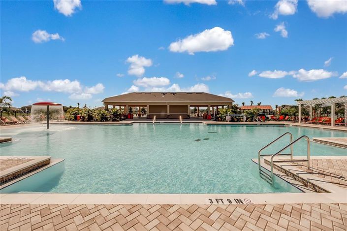 Image No.42-5 Bed Property for sale