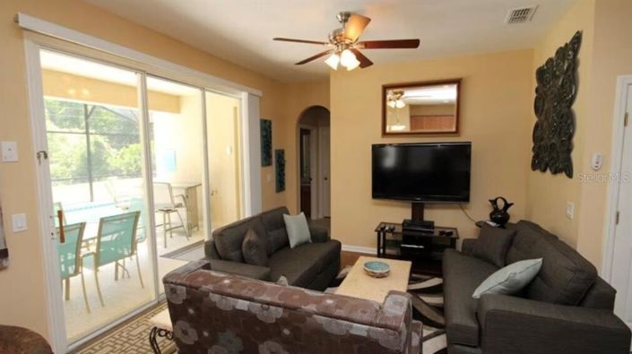 Image No.6-Propriété de 6 chambres à vendre à Kissimmee