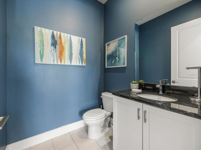 Image No.14-10 Bed Property for sale