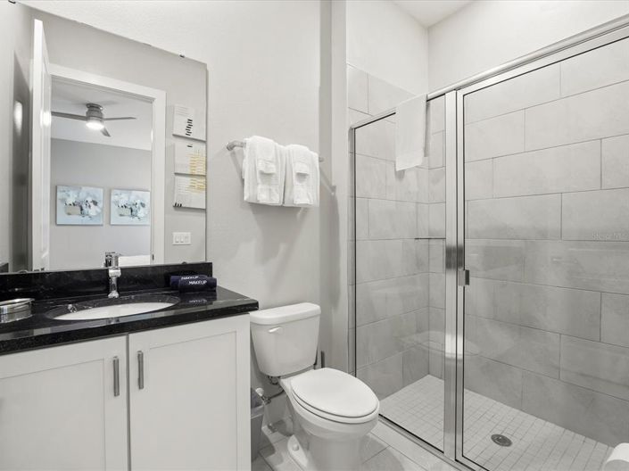 Image No.20-10 Bed Property for sale