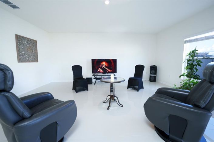 Image No.3-4 Bed Property for sale