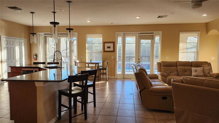 Image No.11-Propriété de 8 chambres à vendre à Kissimmee