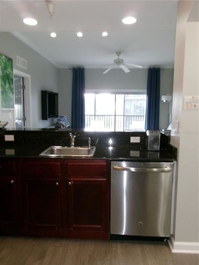 Image No.10-2 Bed Property for sale