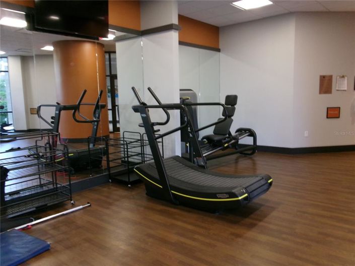 Image No.66-2 Bed Property for sale