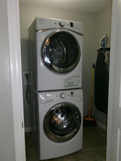 Image No.8-2 Bed Property for sale