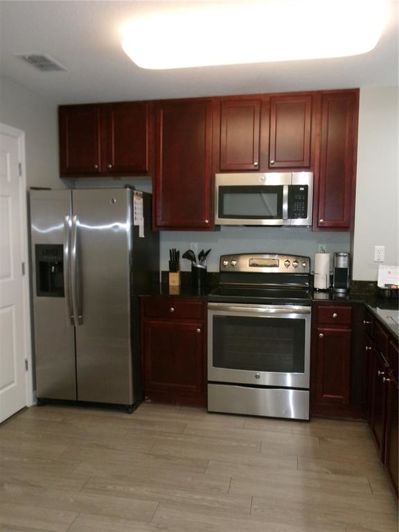 Image No.9-2 Bed Property for sale