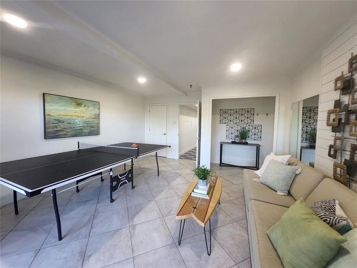 Image No.27-3 Bed Townhouse for sale