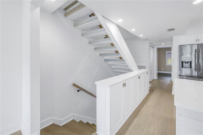 Image No.9-3 Bed Townhouse for sale