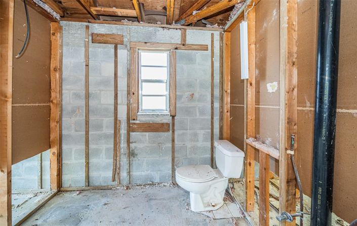 Image No.24-3 Bed Property for sale