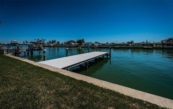 Image No.32-3 Bed Property for sale