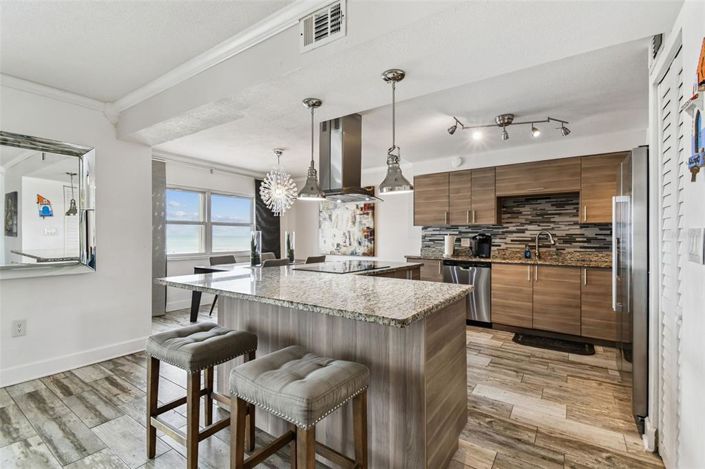 Image No.15-2 Bed Property for sale