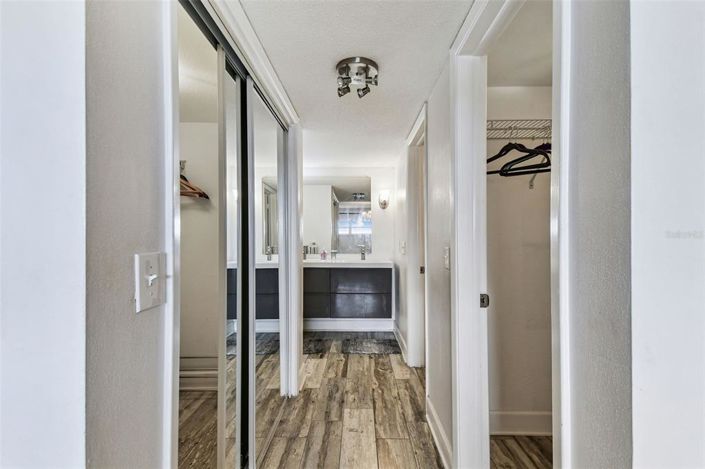 Image No.32-2 Bed Property for sale