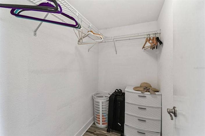 Image No.35-2 Bed Property for sale