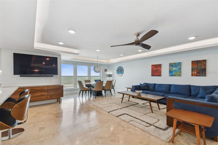 Image No.28-2 Bed Property for sale