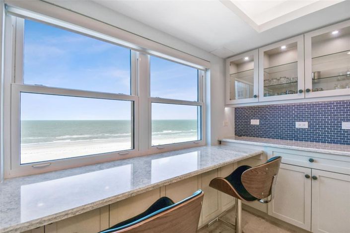 Image No.41-2 Bed Property for sale