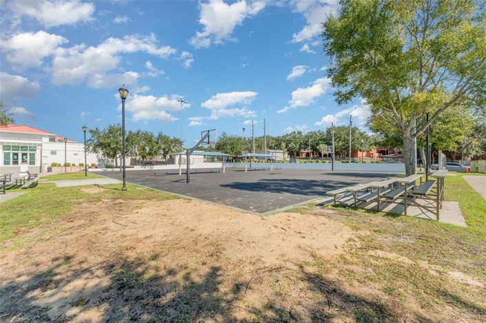 Image No.32-3 Bed Property for sale