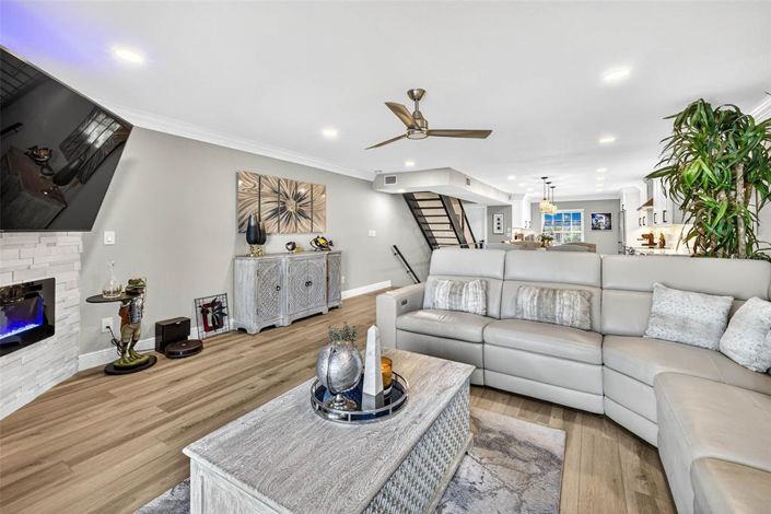 Image No.22-2 Bed Property for sale