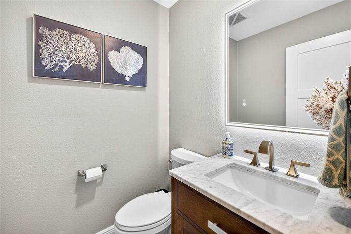 Image No.25-2 Bed Property for sale