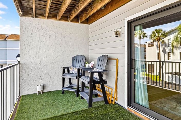 Image No.27-2 Bed Property for sale