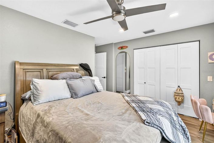 Image No.29-2 Bed Property for sale